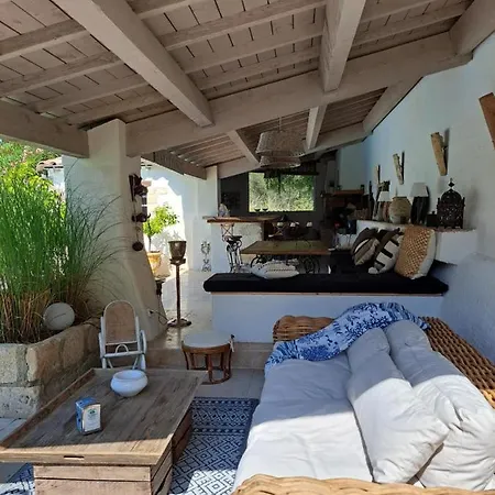 Des Cosme Bed & Breakfast *