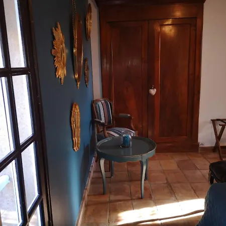 Bed and breakfast Des Cosme Aramon