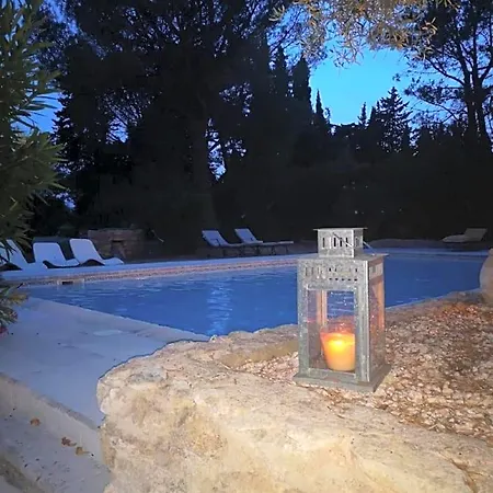 Des Cosme Aramon