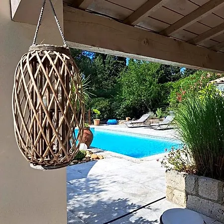Des Cosme Aramon